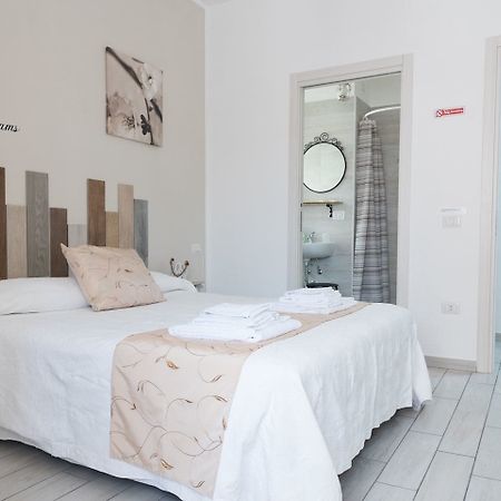 Bed and Breakfast Il Frangipane Формія Екстер'єр фото